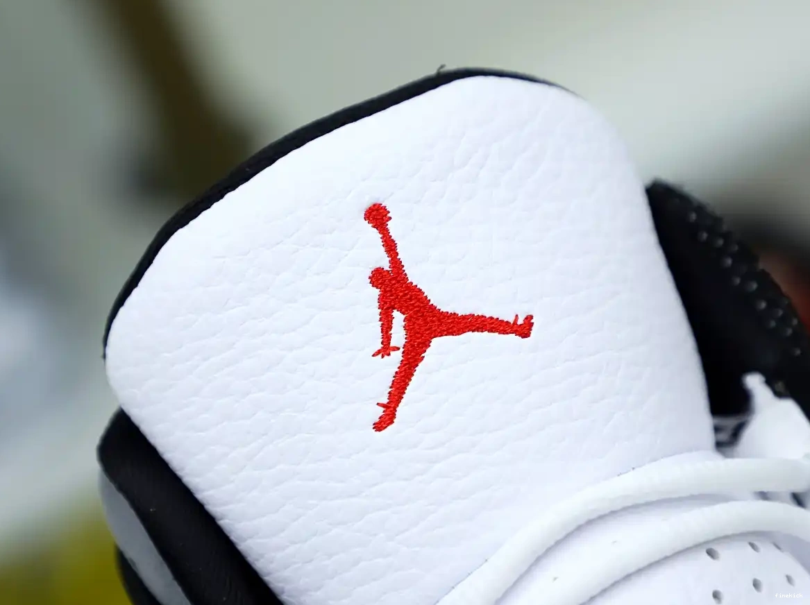 Jordan Air Retro 